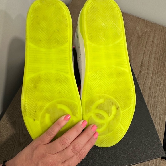 Chanel high top neon sneakers. Sz 41 calfskin multicolor/yellow. Excellent - Picture 6 of 9